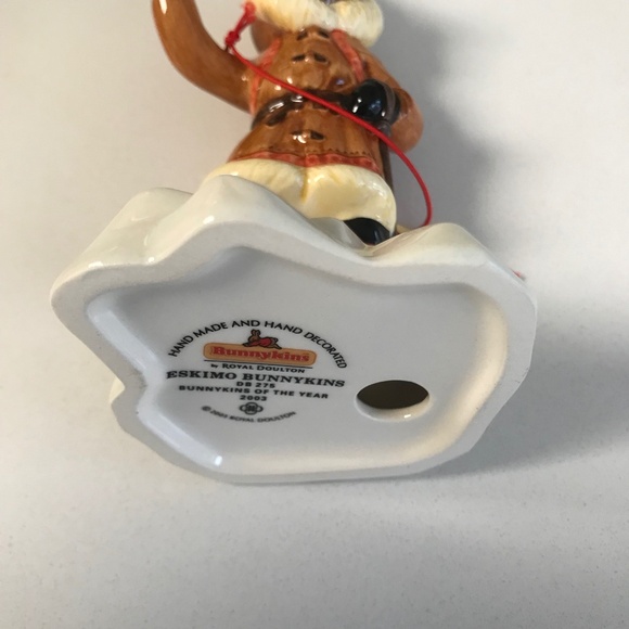 Bunnykins of the Year 2003 Royal Doulton Figurine “Eskimo” DB275 - Picture 5 of 13